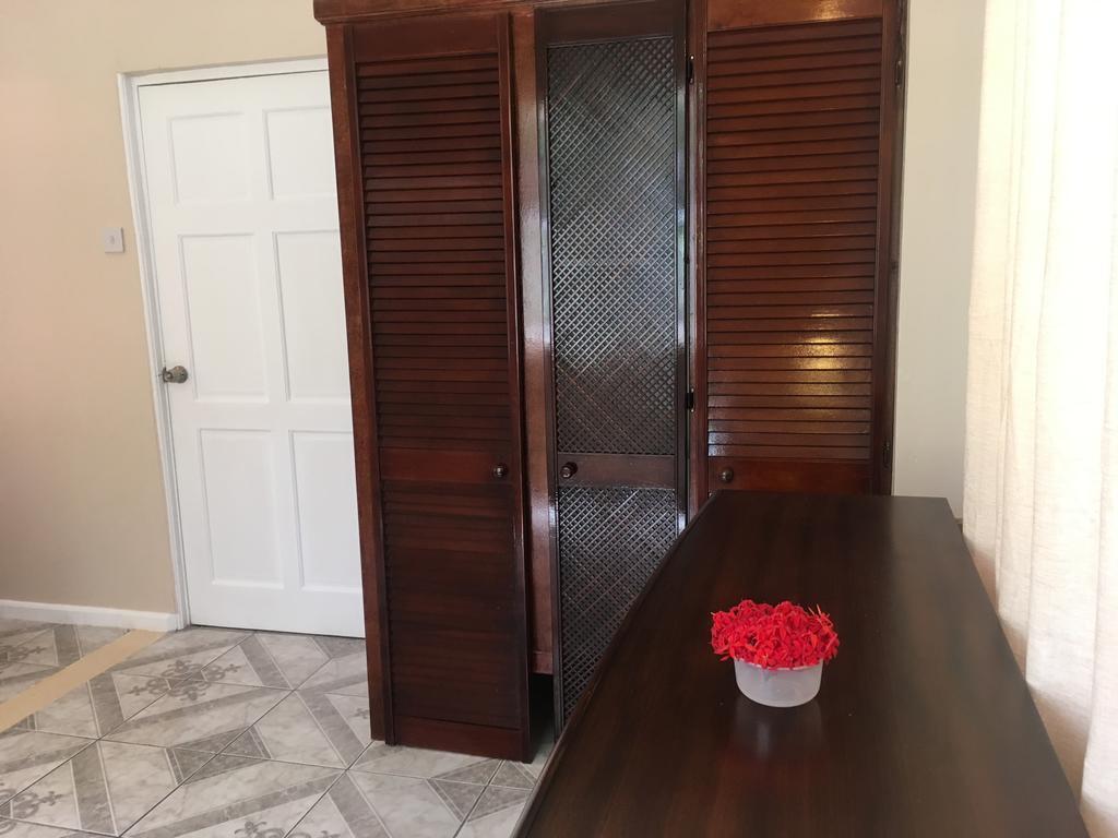 One Hamilton Place - Emerald Choiseul Экстерьер фото